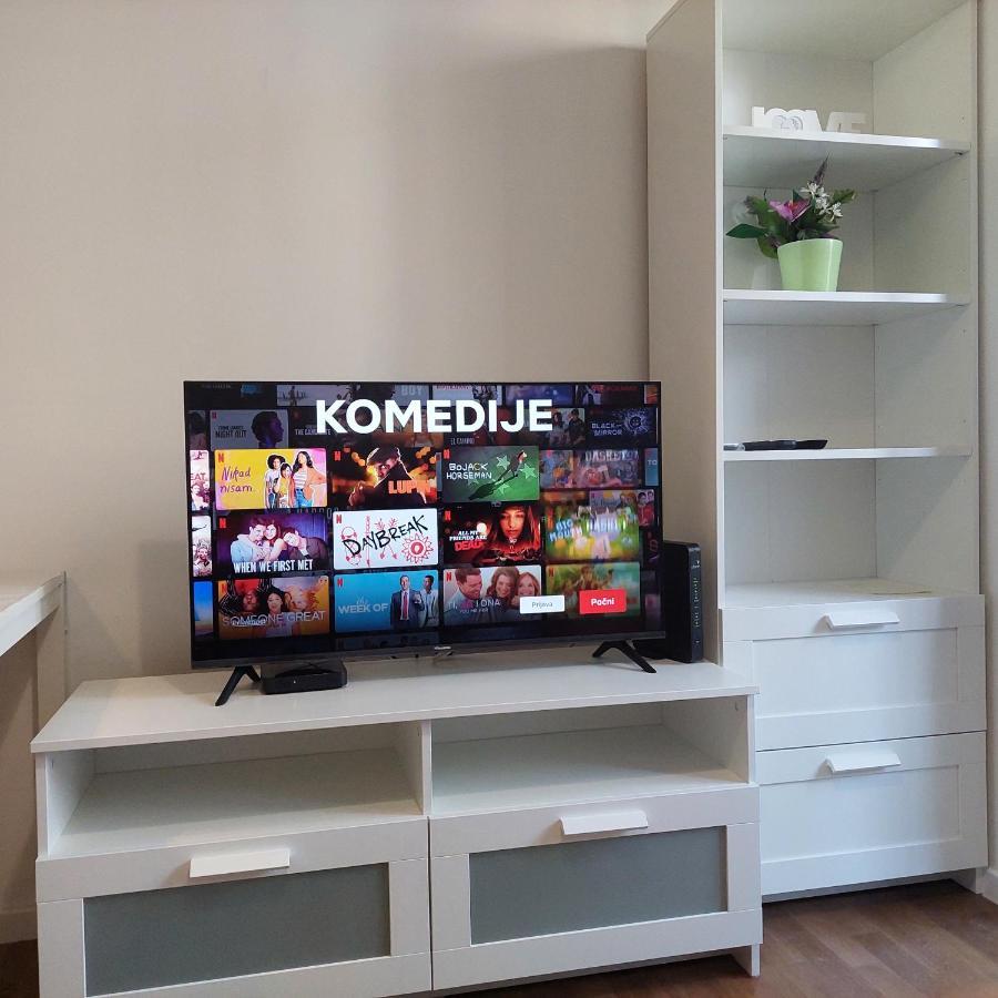 Apartment Paola With Free Private Parking Place Split Buitenkant foto