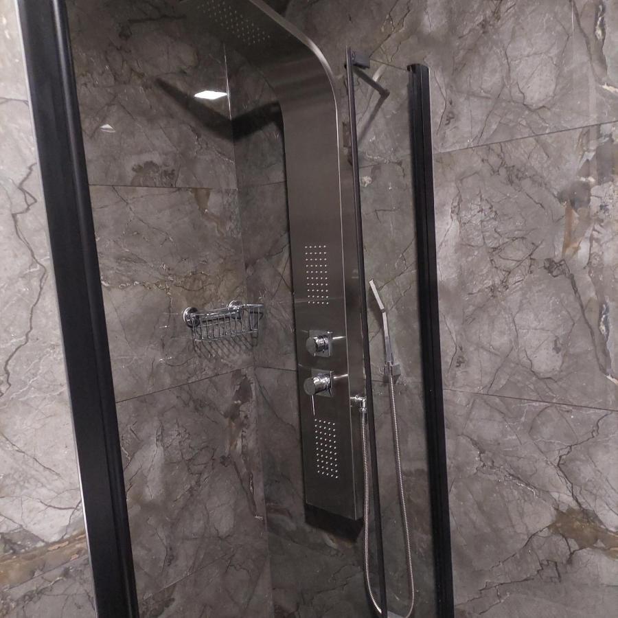 Apartment Paola With Free Private Parking Place Split Buitenkant foto